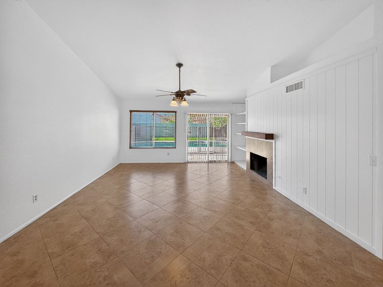 1750 E Camino Ct - Photo 7 of 50