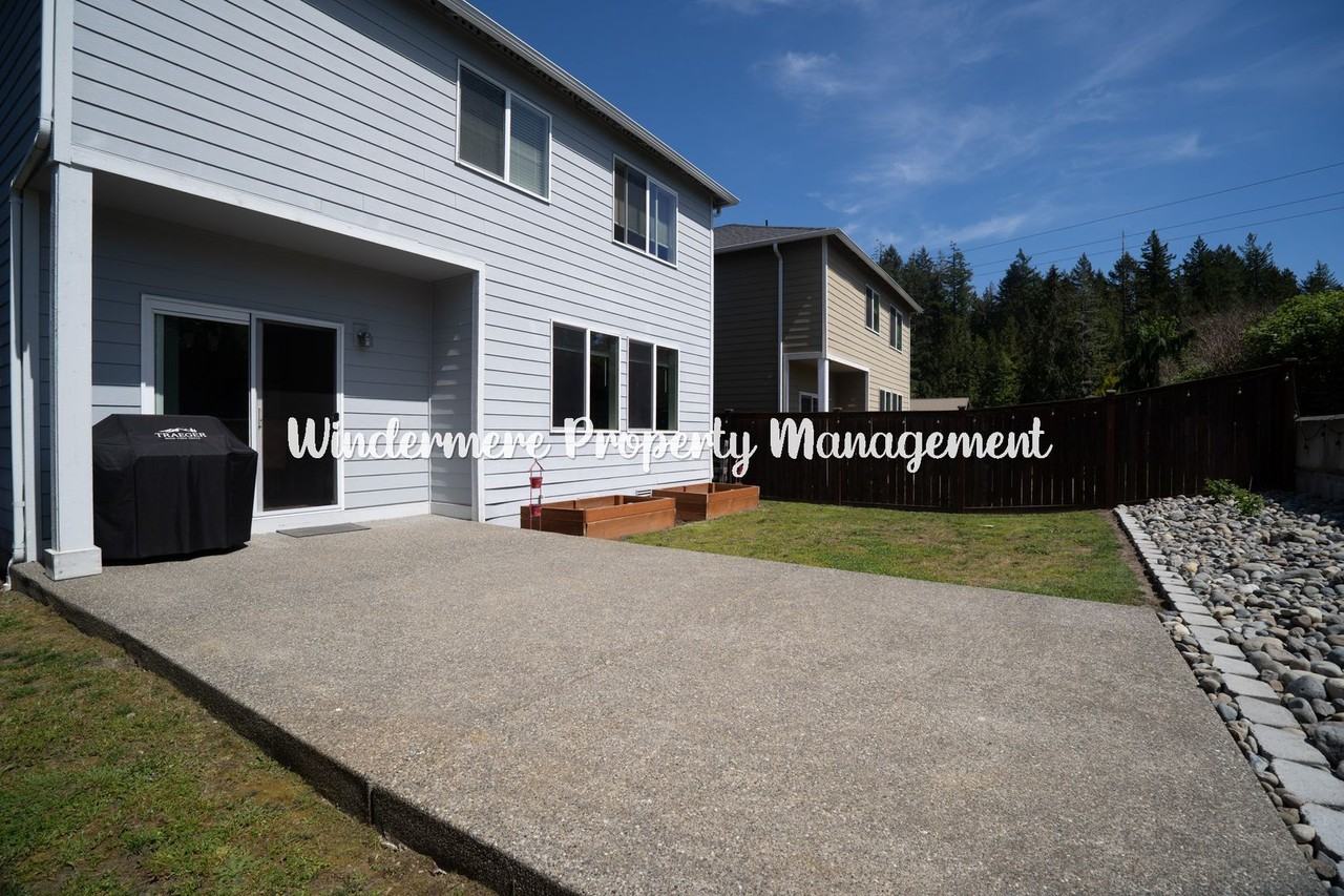 5064 Nw Bear Paw Ct - Photo 3 of 18