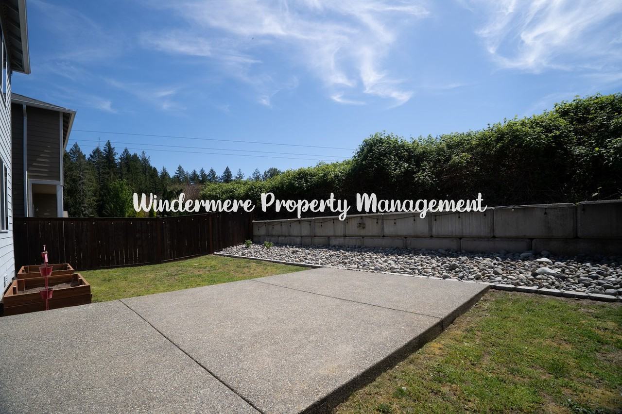 5064 Nw Bear Paw Ct - Photo 4 of 18