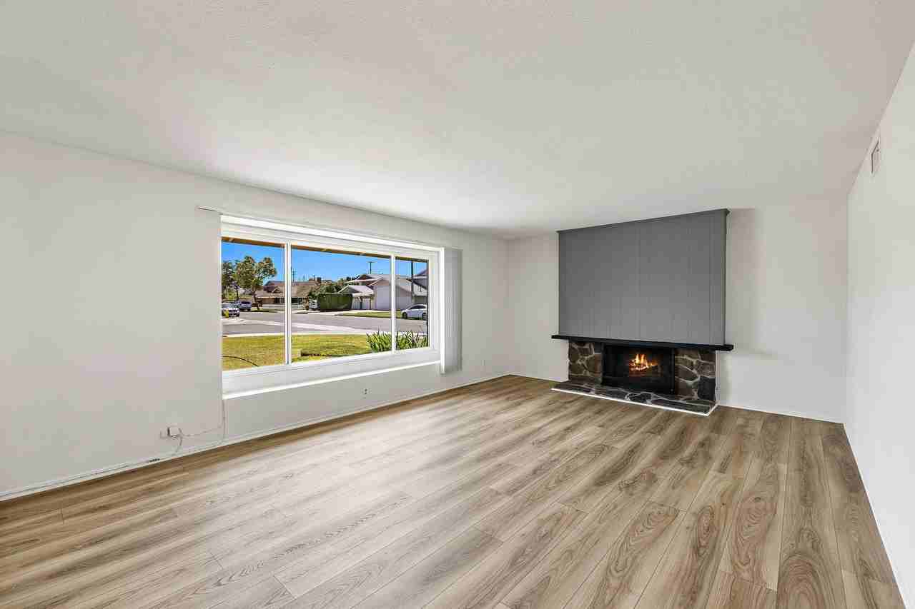 629 S Vicki Ln - Photo 5 of 36