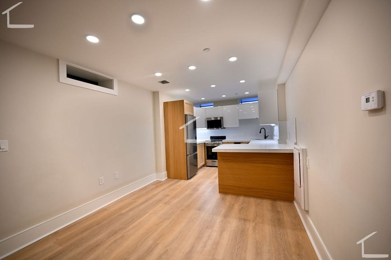 18B Winchester St - Photo 3 of 17