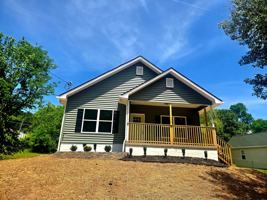featured image of 1331 Lee Ln