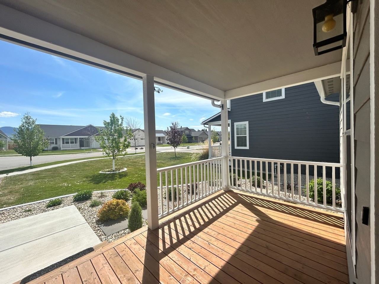 223 Kismet Ct - Photo 3 of 50