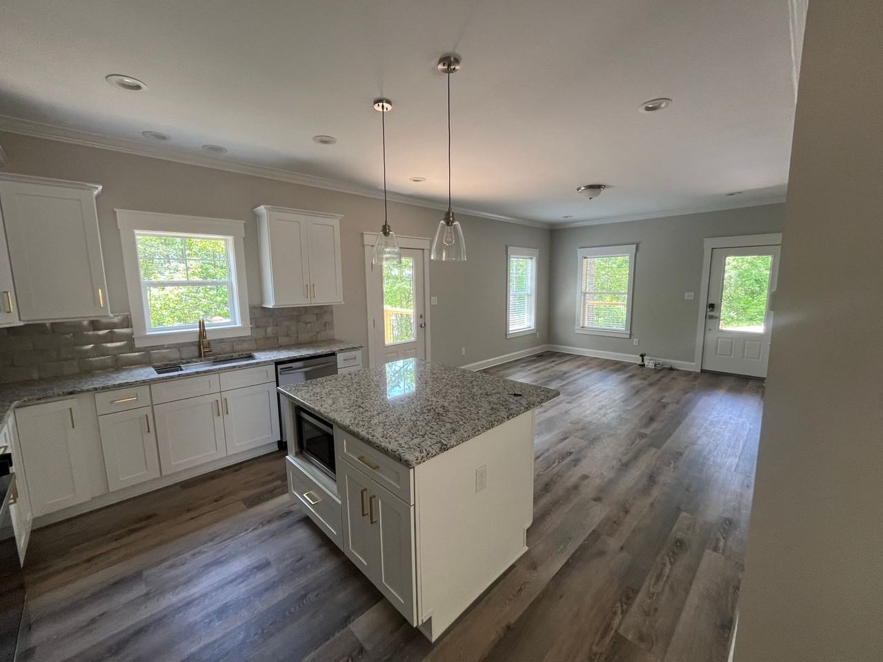 51 Flat Top Mountain Rd - Photo 2 of 16