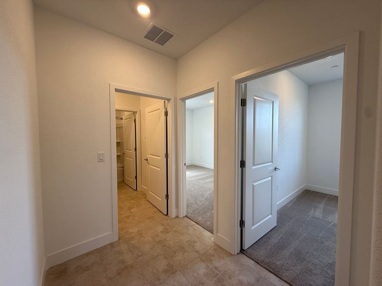 9957 Mesa Verde Way - Photo 2 of 23