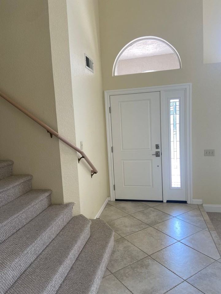 264 Thorndike Way - Photo 5 of 40