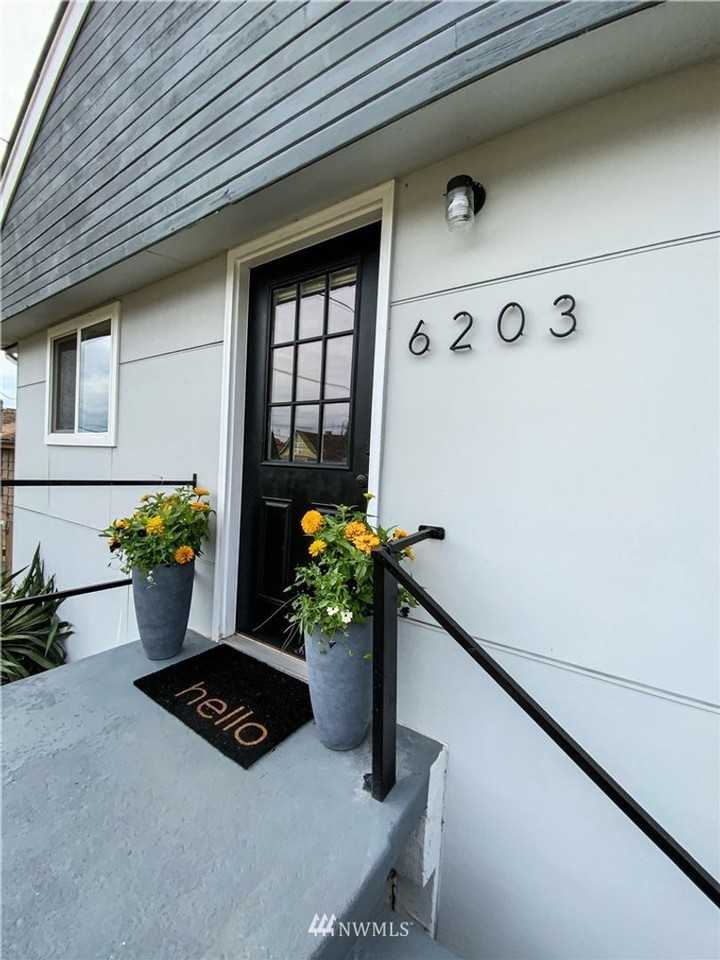 6203 46th Ave S - Photo 4 of 15