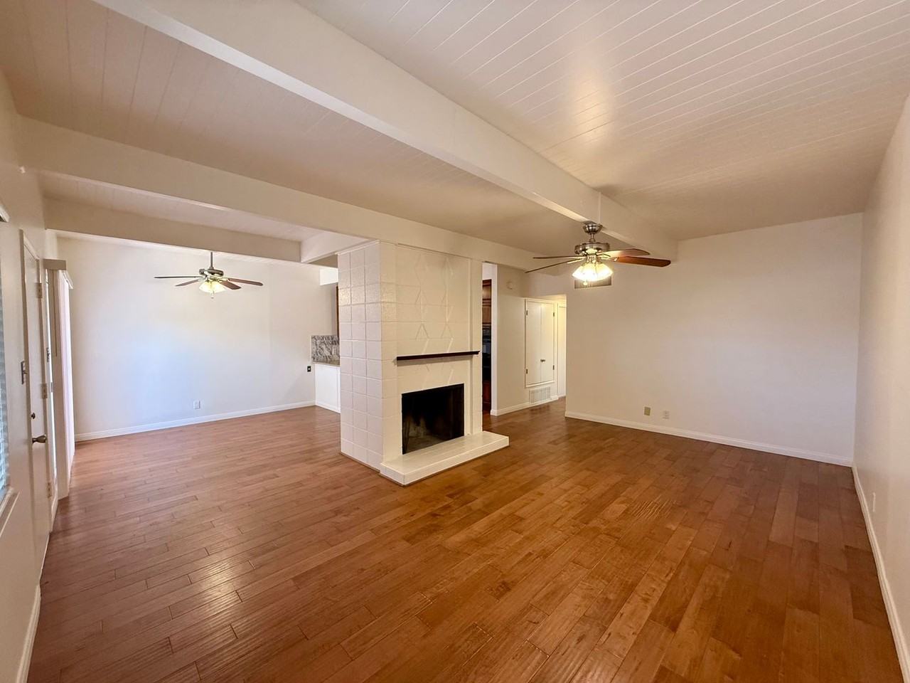 3800 Stockdale Hwy #7 - Photo 2 of 9