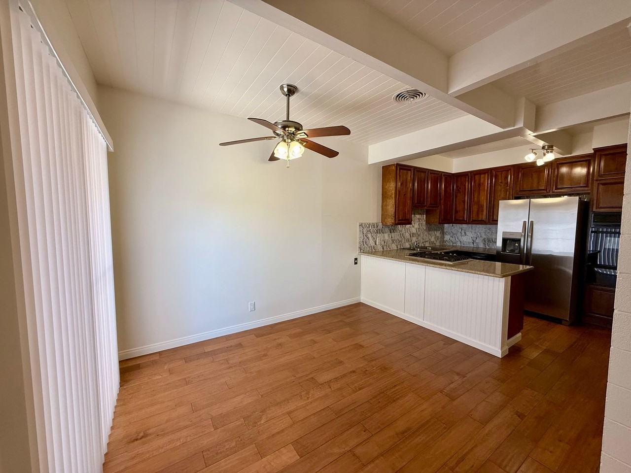 3800 Stockdale Hwy #7 - Photo 5 of 9