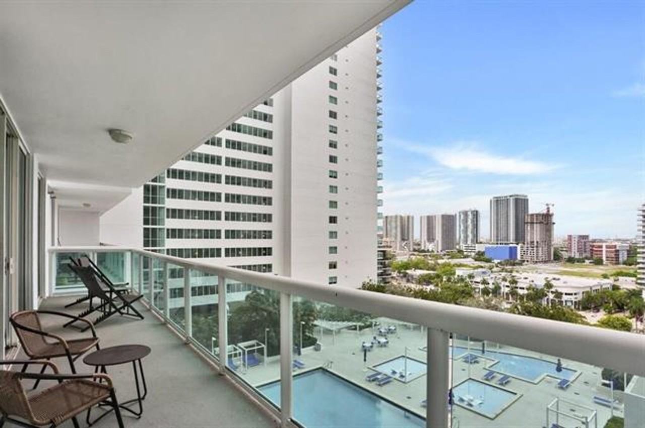 1800 1800 N Bayshore Drive Dr #1610 - Photo 2 of 31
