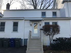 702 Main St #B - Photo 1 of 1