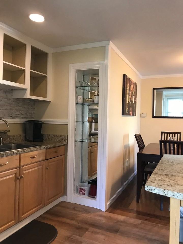 702 Main St #B - Photo 3 of 12