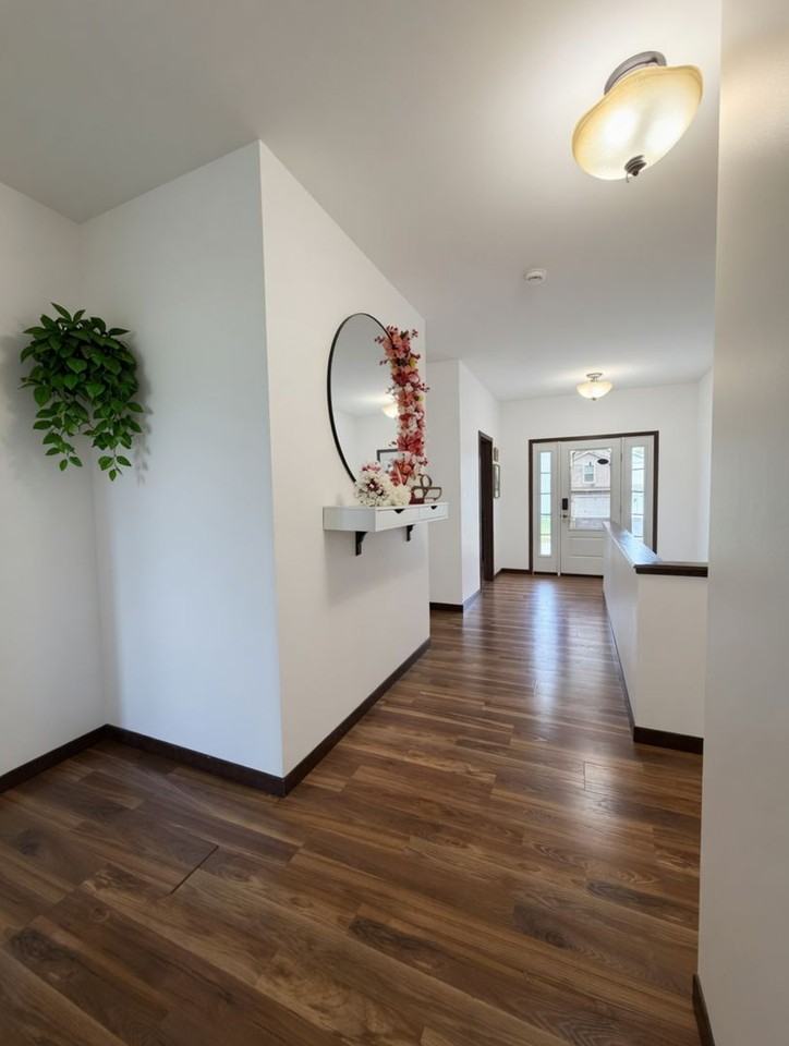 1190 Landings Ln - Photo 2 of 21