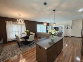 featured image of 1190 Landings Ln