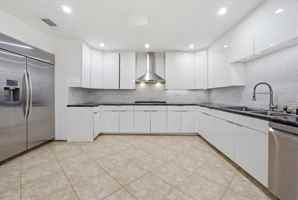 featured image of 20100 Ne 20th Ct