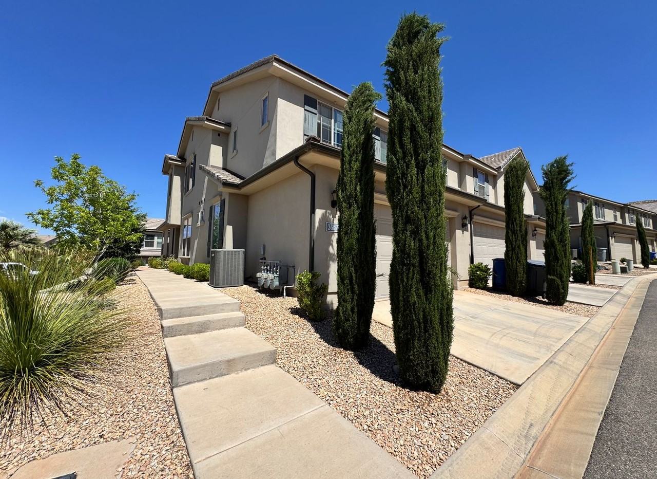 3657 S Sochi Ln - Photo 4 of 32