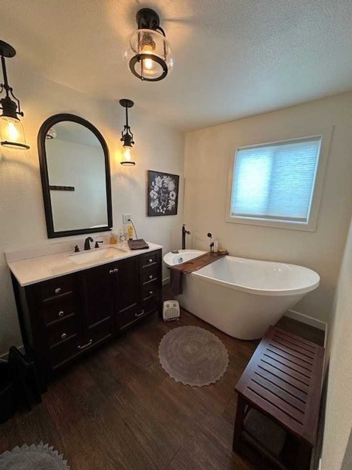 553 Chetco Ave #2 - Photo 5 of 11