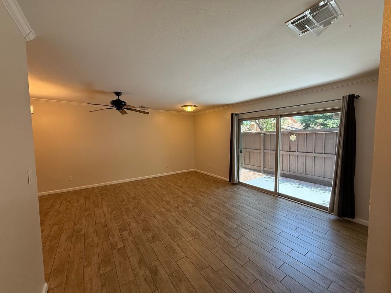 4056 Elmo Loop - Photo 6 of 40