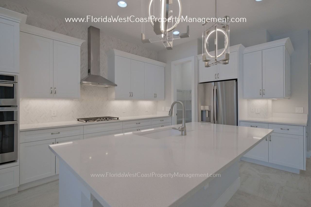 7965 Mainsail Ln - Photo 6 of 50