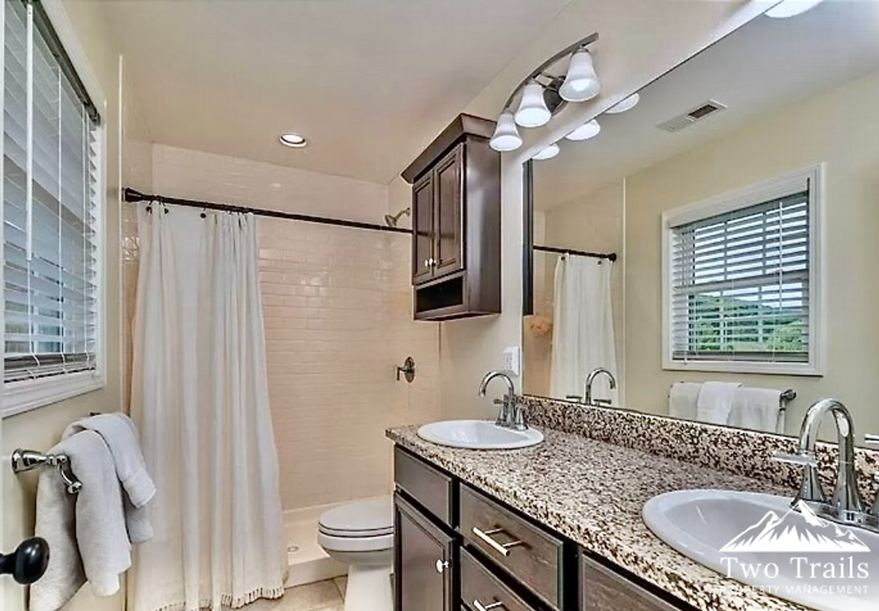 28 Trillium Meadows Ln - Photo 6 of 11