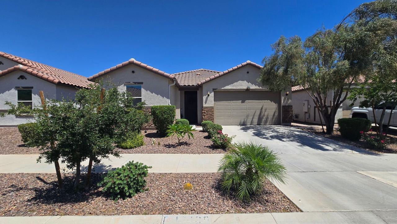 17460 W Andrea Dr - Photo 2 of 34