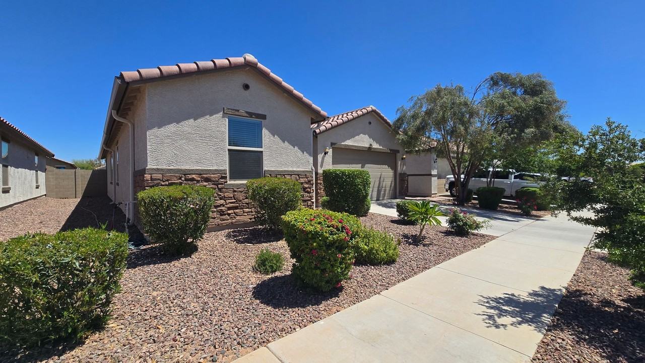 17460 W Andrea Dr - Photo 4 of 34