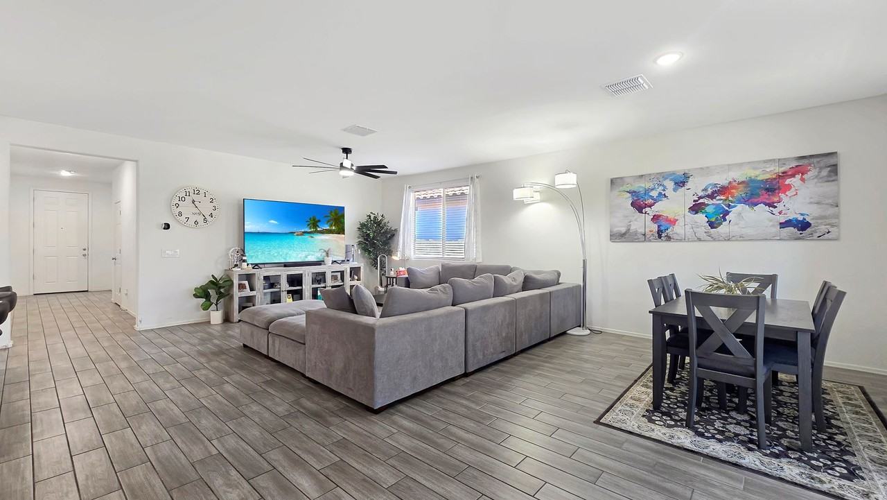 17460 W Andrea Dr - Photo 6 of 34