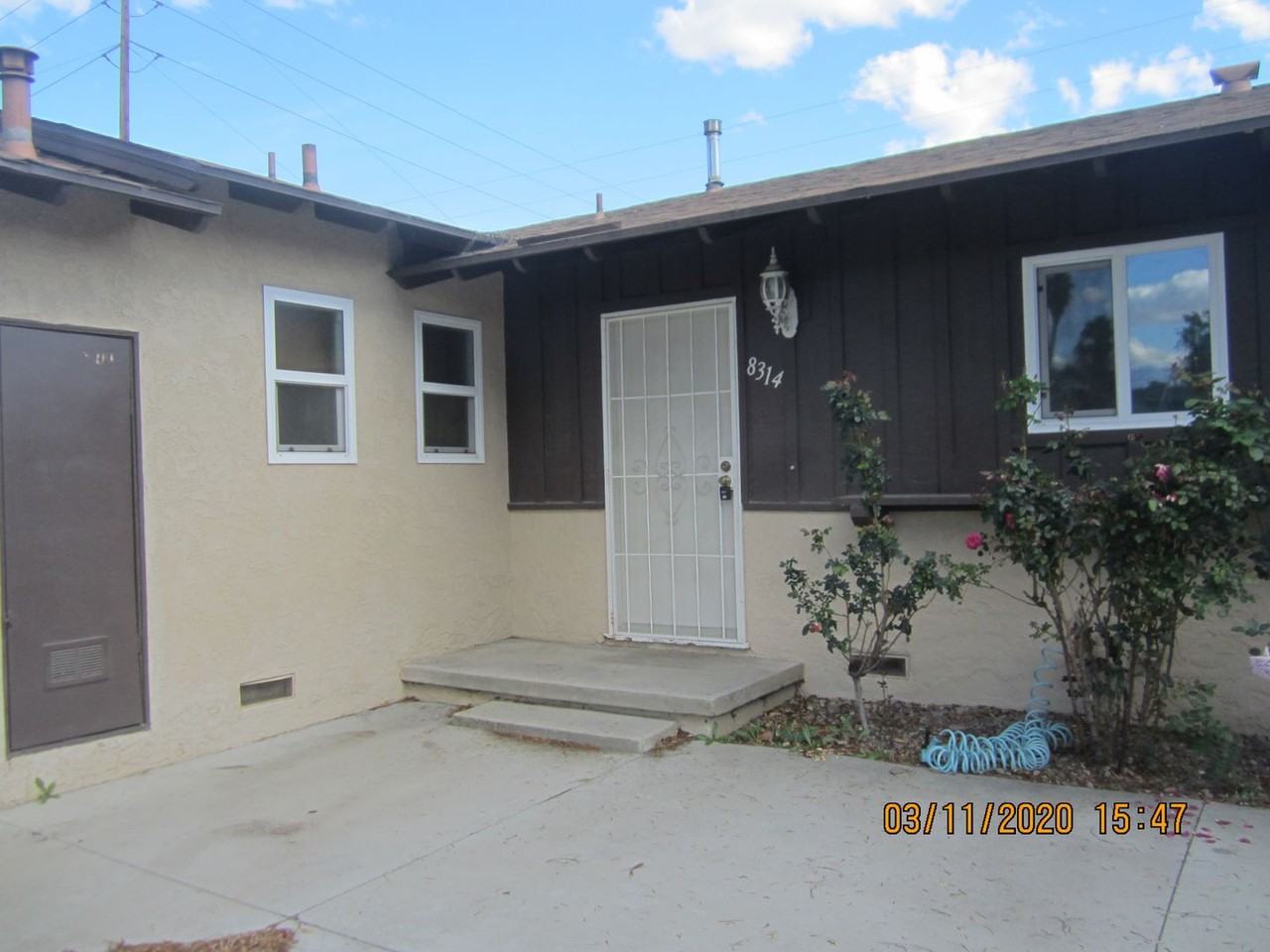8314 Camelia Dr - Photo 3 of 26