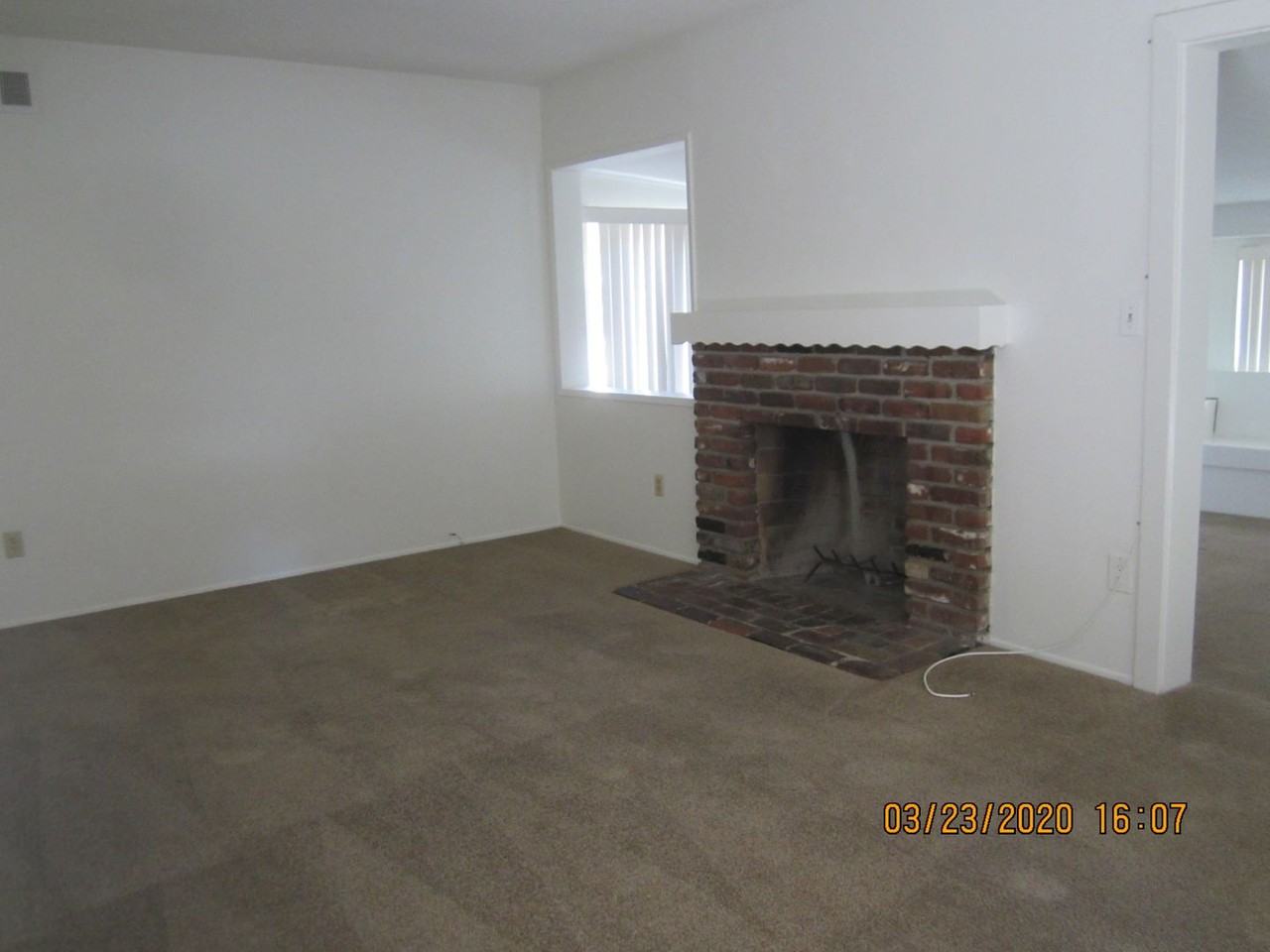 8314 Camelia Dr - Photo 7 of 26