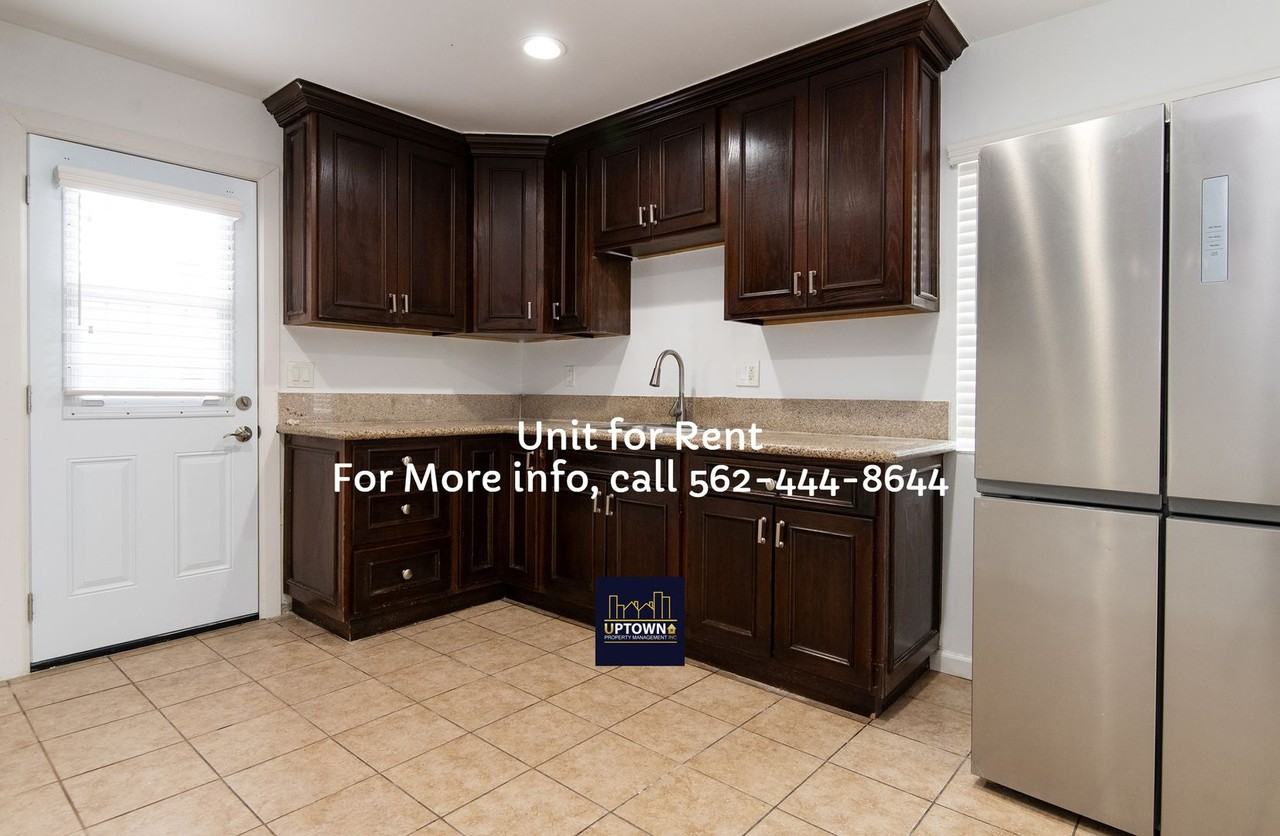7113 Chanslor Ave - Photo 6 of 20