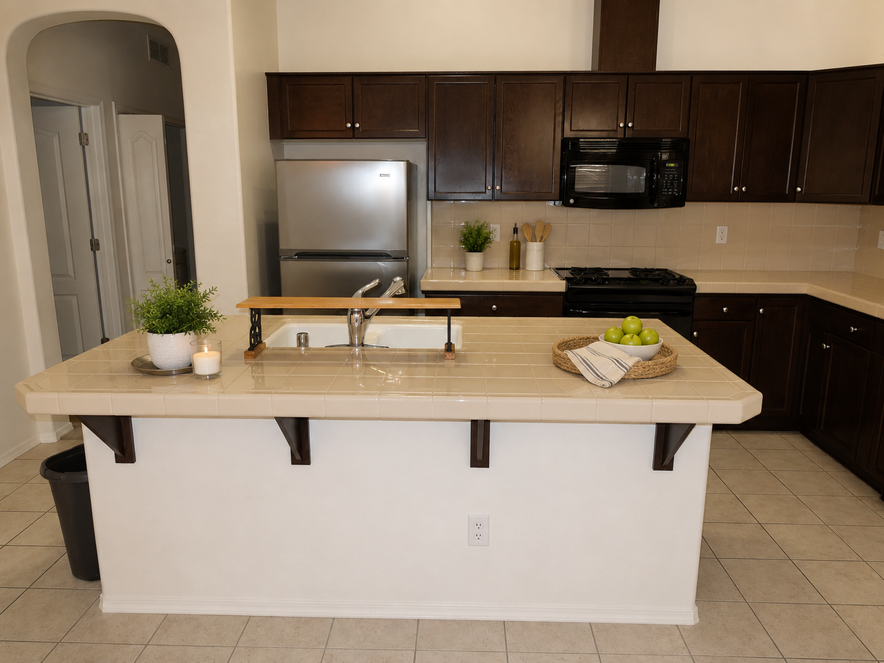 3693 W Pomegranate Ln - Photo 2 of 4