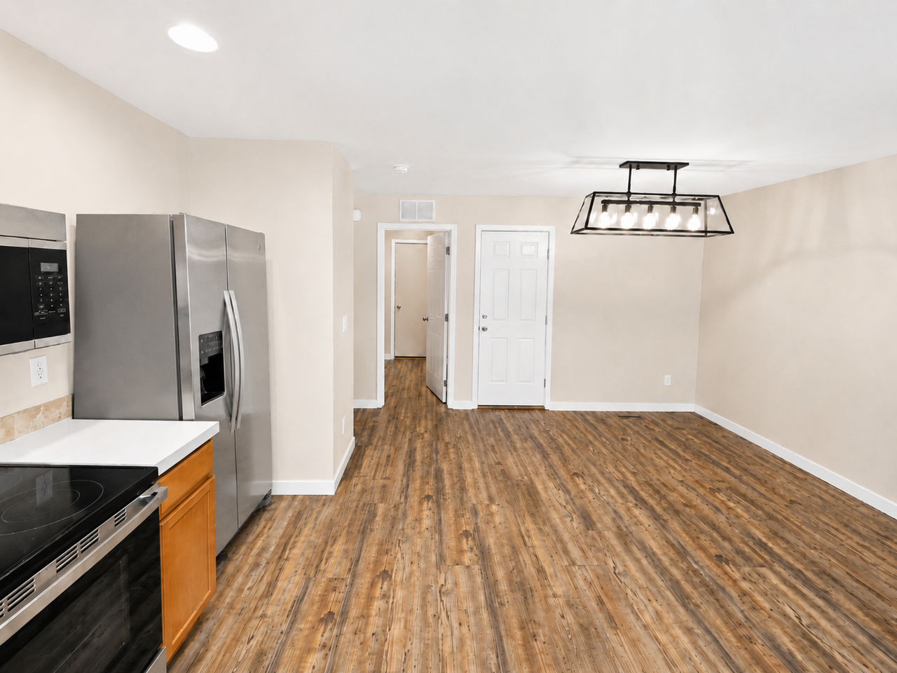 9863 W Rustica St - Photo 4 of 37
