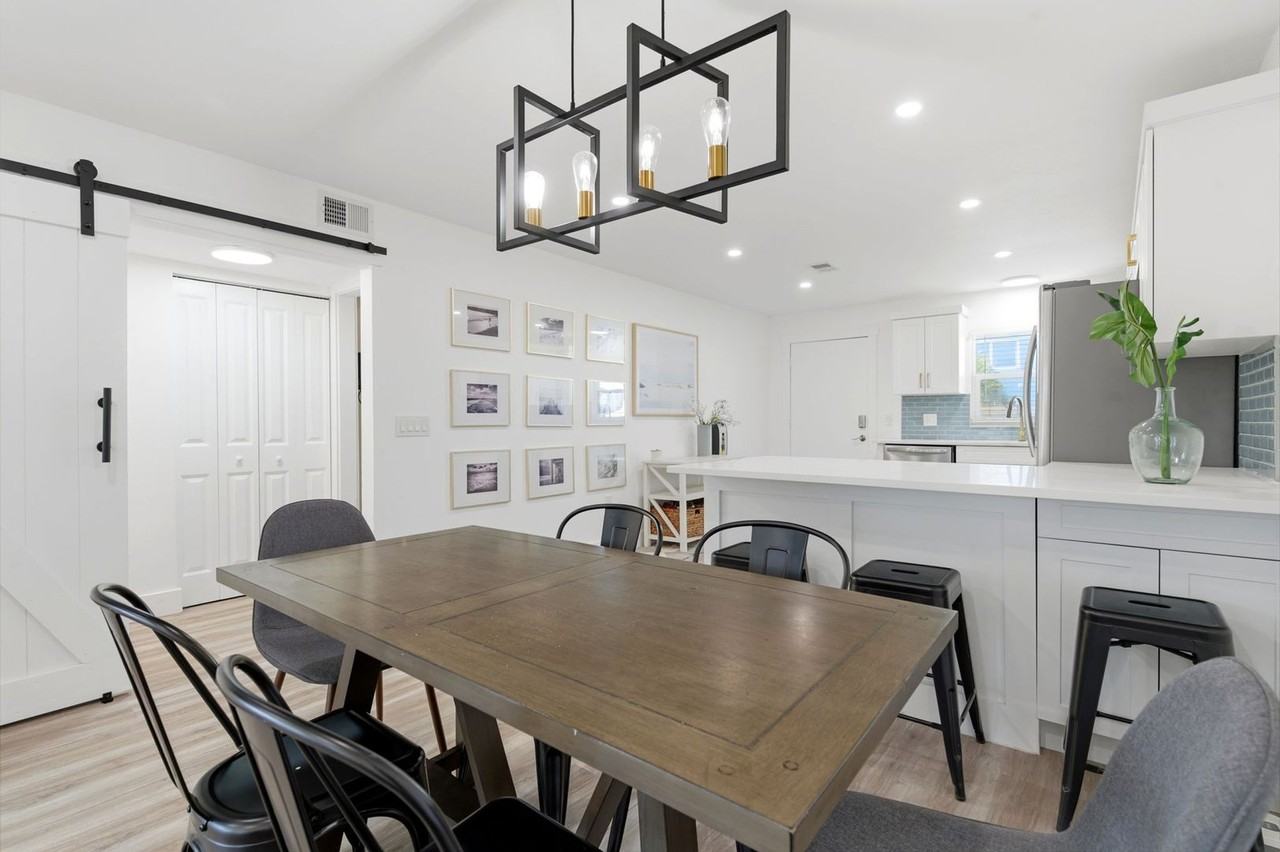 7003 Sunset Way - Photo 4 of 15