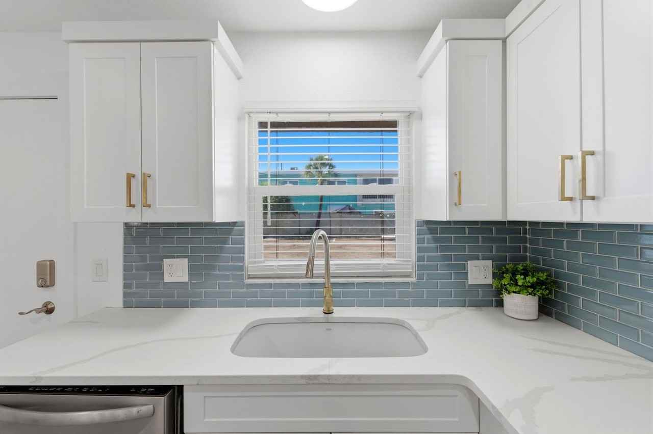 7003 Sunset Way - Photo 7 of 15
