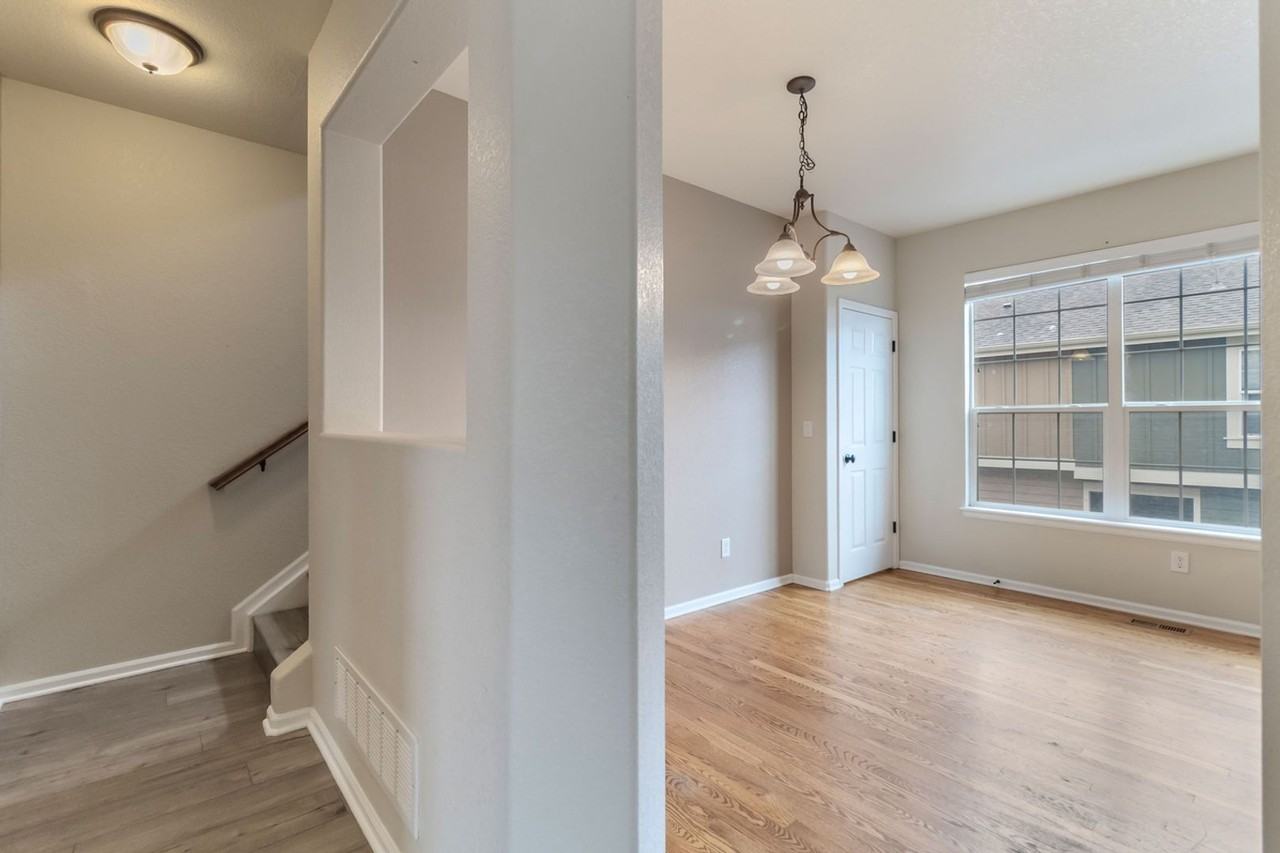 727 Crooked Y Pt - Photo 7 of 27