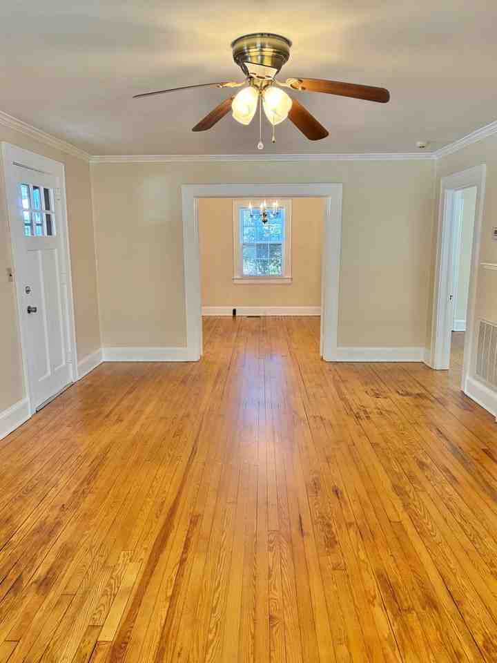 104 S Fort St - Photo 2 of 23