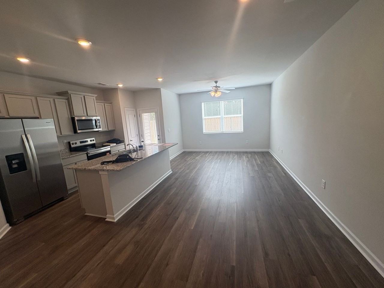 3462 Firestone Dr - Photo 2 of 22