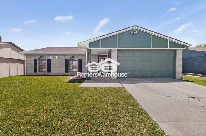 4901 Ward Dr - Photo 2 of 45