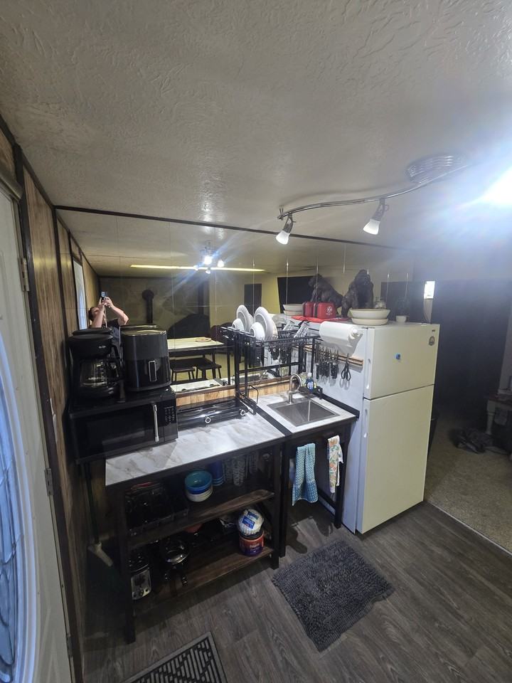 3745 Dove Dr #B - Photo 7 of 9