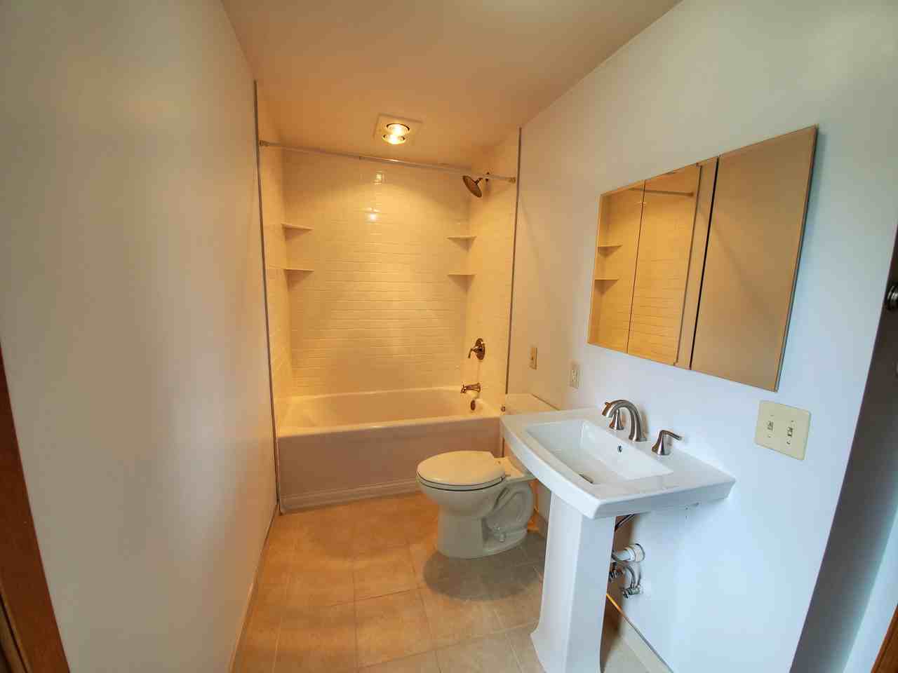 610 Van Buren St Ne #2 - Photo 6 of 11