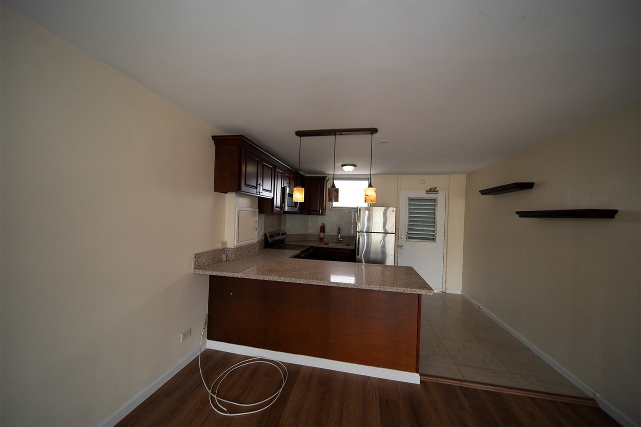 2440 Date St #1 - Photo 2 of 9