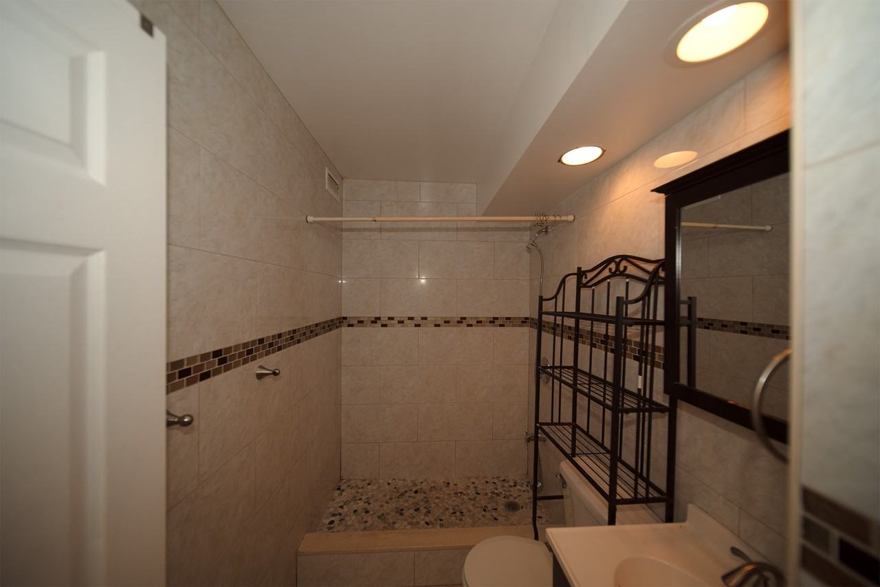 2440 Date St #1 - Photo 7 of 9