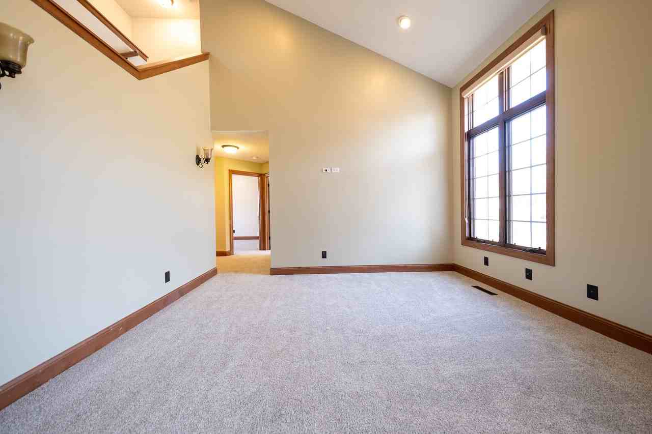 13026 Ottawa Dr #1 - Photo 6 of 32