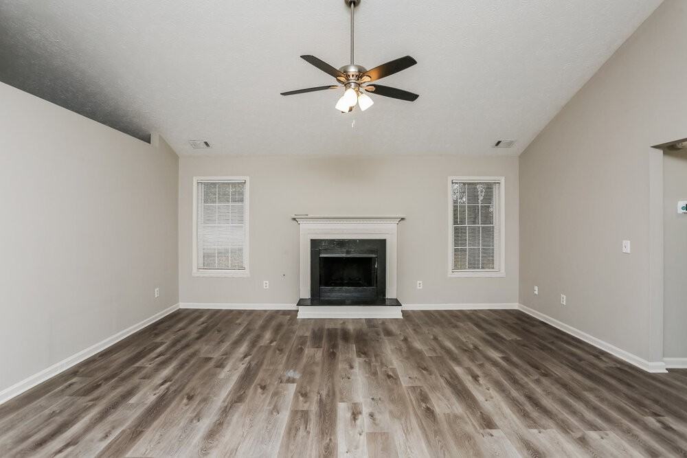 3535 Garden Walk Ln - Photo 5 of 17
