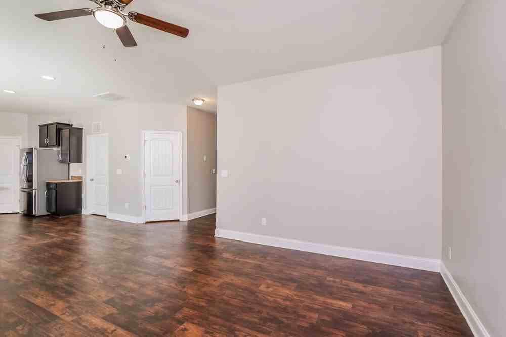 3417 Snowberry Dr - Photo 4 of 17