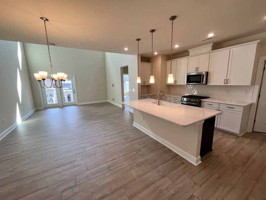 704 Toulouse Ct #1 - Photo 2 of 39