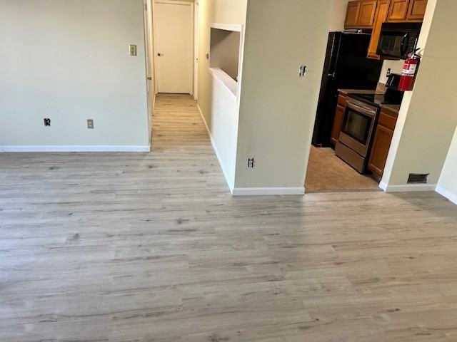 603 Lindsey Ct #603 - Photo 2 of 10