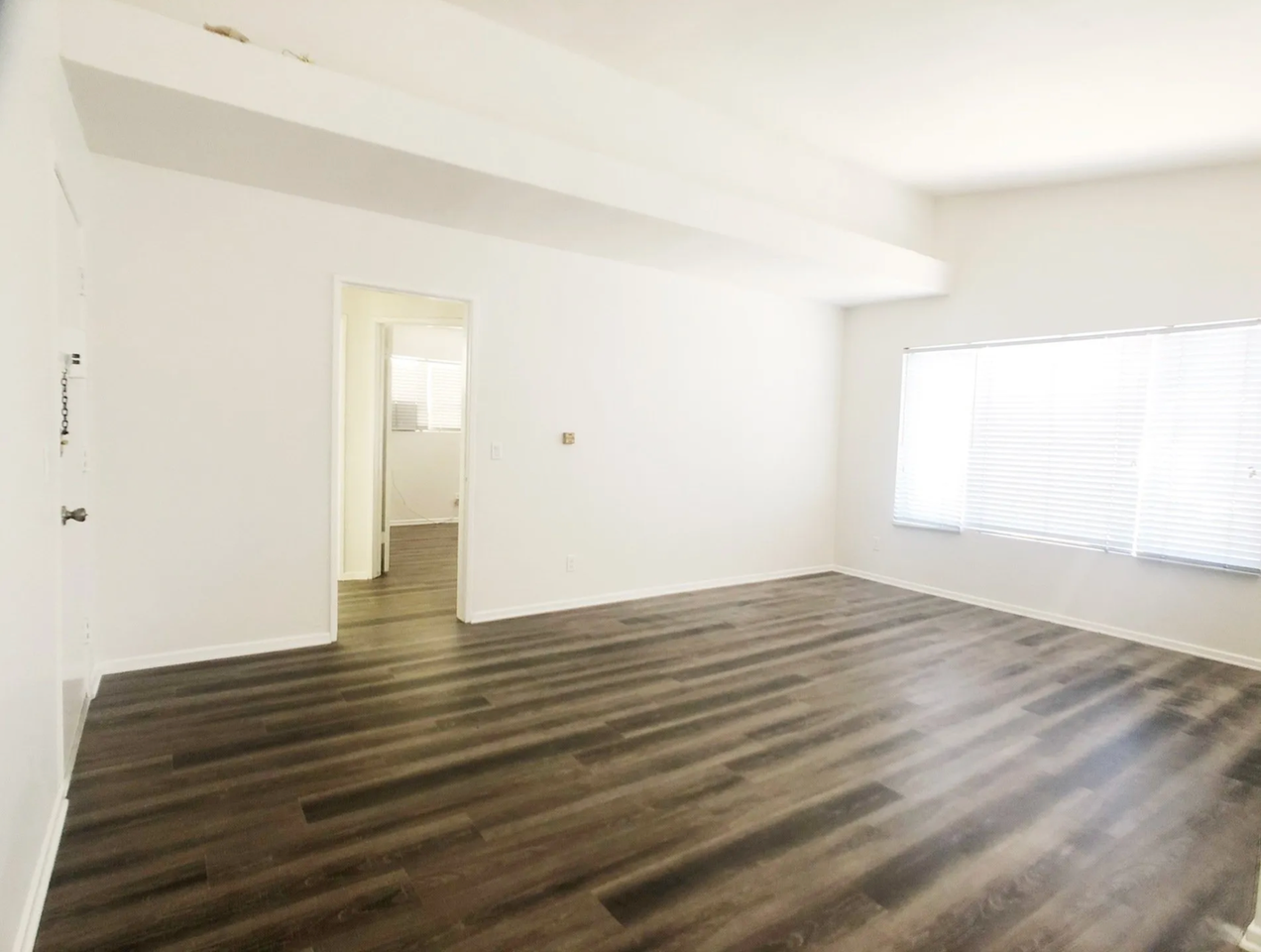 1245 S. Brockton Ave - Photo 5 of 32