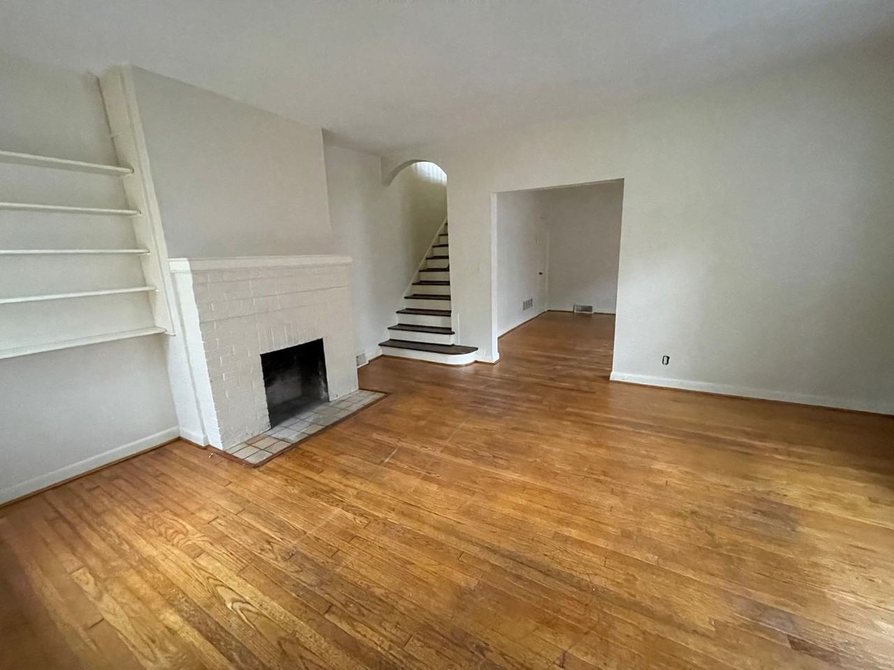 1000 Laurens St - Photo 2 of 9