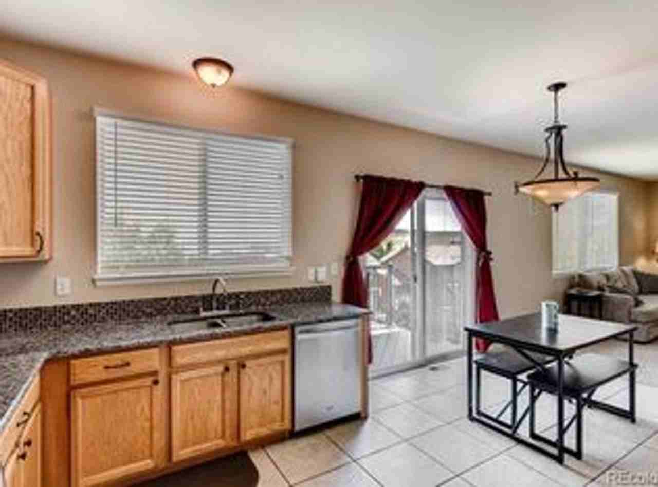11944 Swansea Dr - Photo 3 of 15